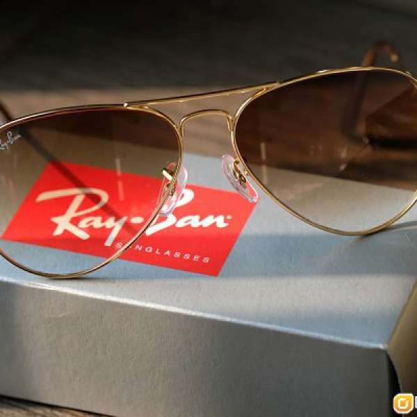 Rayban 9成新 細款女裝金框茶啡色太陽眼鏡