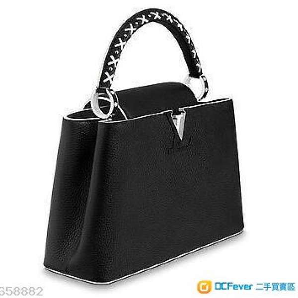 LV M52389 CAPUCINES PM 99%NEW