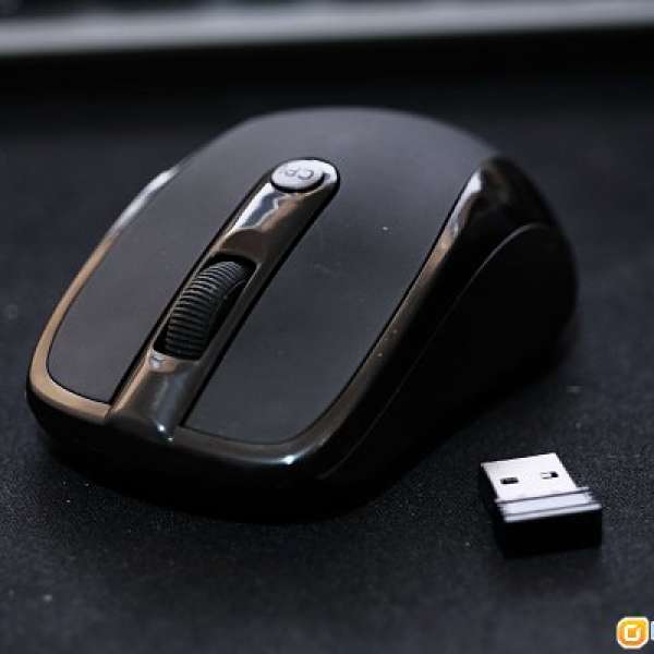 無線Mouse(滑鼠) 全新 -- 贈品