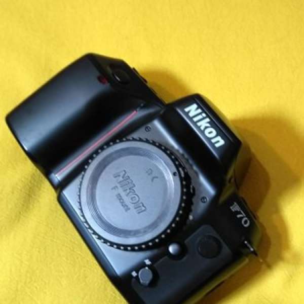 Nikon f 70 date 菲林机 可用全綫nikon 鏡头 90%新