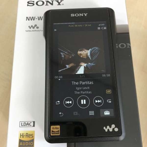 99.99%新 Sony WM1A 黑磚（非WM1Z金磚，非ZX300）