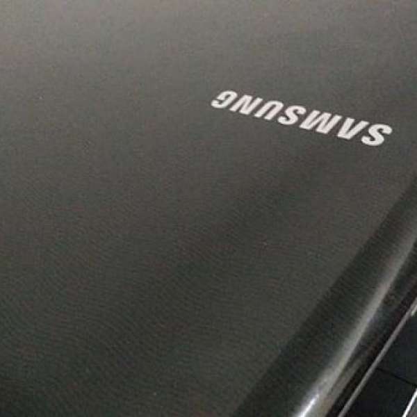 Samsung R440, 14", i5, 4G RAM, 240G SSD, DVD, 獨顯, DVD, Win7