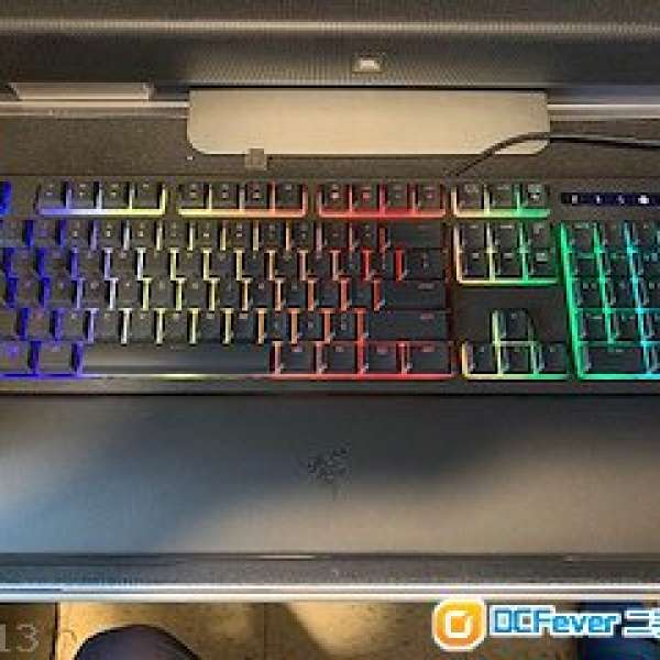 Razer Ornata Chroma  薄膜鍵盤