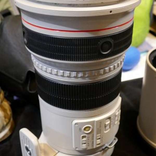 95% new  Canon EF 300mm f/2.8 L IS USM
