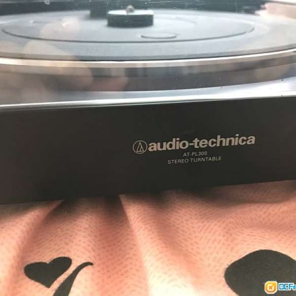 出售：80%new audio-technical 唱盤