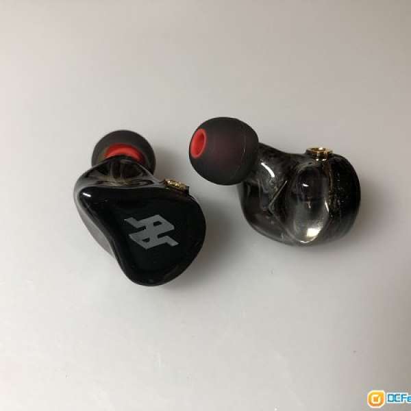 [FS] 99% new Tenhz P4 Pro 4BA iem for sale