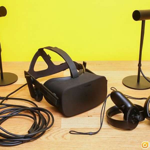 95% New  Oculus Rift  VR