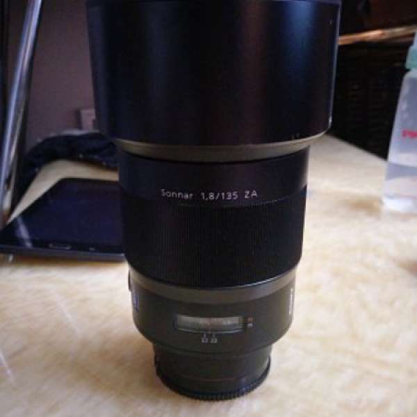 Sony SAL 135mm  F1.8 Carl Zeiss