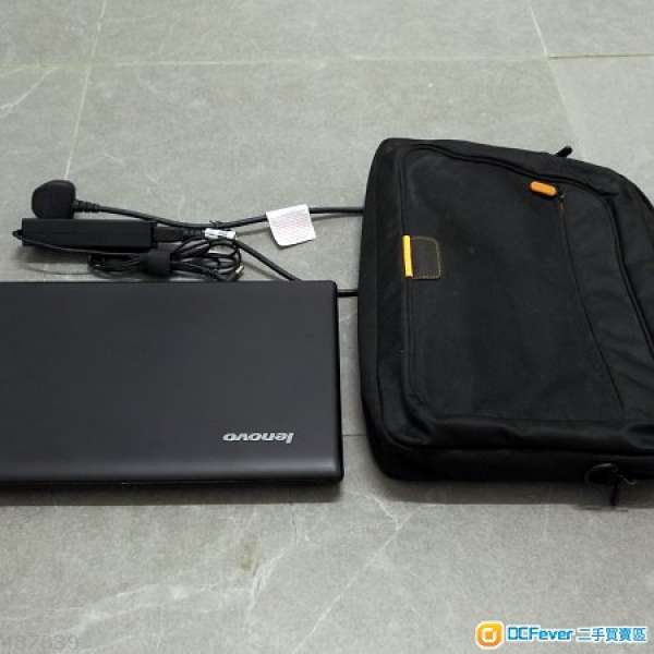lenovo 雙核 2GB Ram 500GB HD Notebook