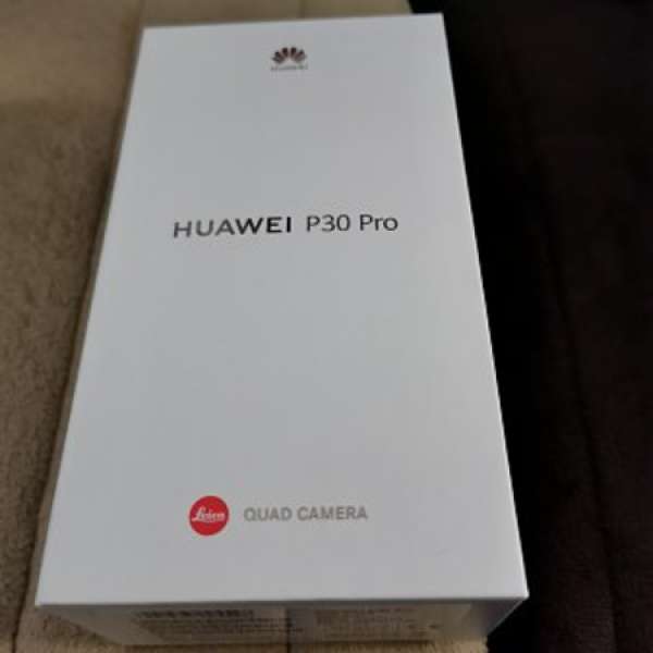 99.9%新Huawei P30 Pro 512GB Rom (極光)行貨 購自中移動