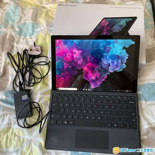 黑色Microsoft Surface Pro 6 /i5/8gb ram/256GB 連keyboard 保養