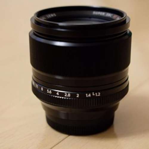 FUJIFILM LENS FUJINON XF56mm F1.2 R
