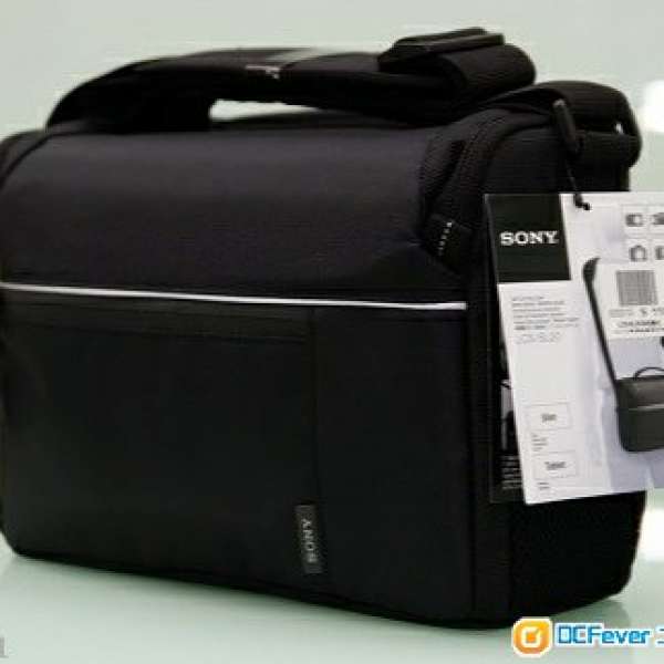 全新未開封Sony LCS-SL20外影相機袋！