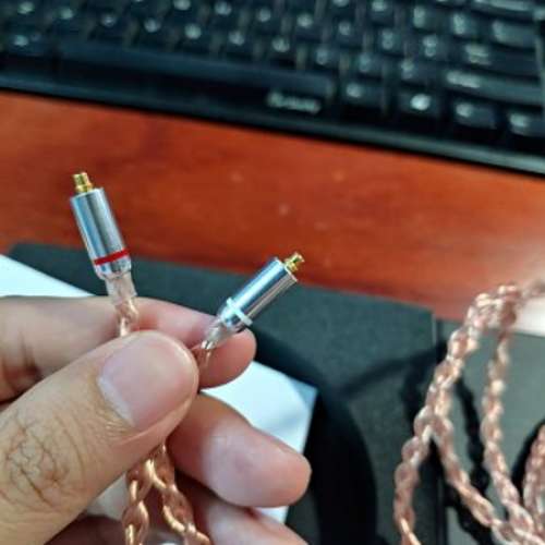 放95%新 台灣 漢聲 行貨有保 Zen8 Zen 8 單晶銅8絞線 MMCX 4.4 耳機升級線