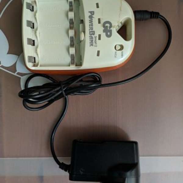 GP AA/AAA 電池快速充電器 battery quick charger