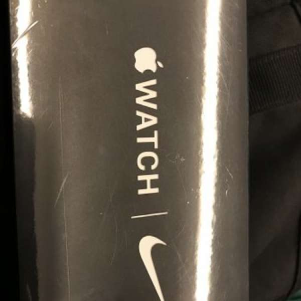 Apple Watch Nike+S4 (44mm)太空灰鋁金屬殼配黑色運動錶帶(GPS+CEL)