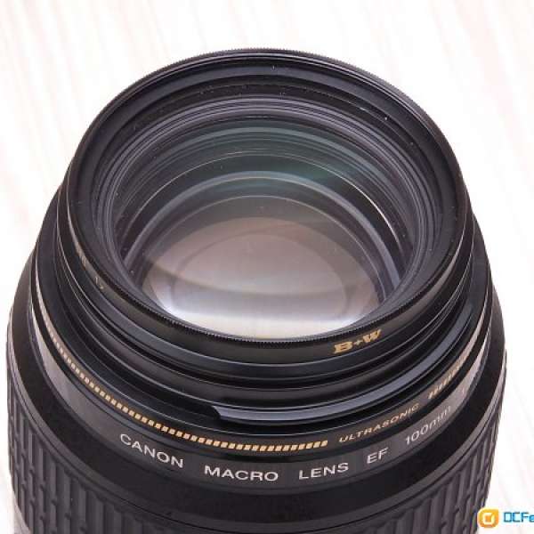 Canon Marco lens EF 100mm f2.8