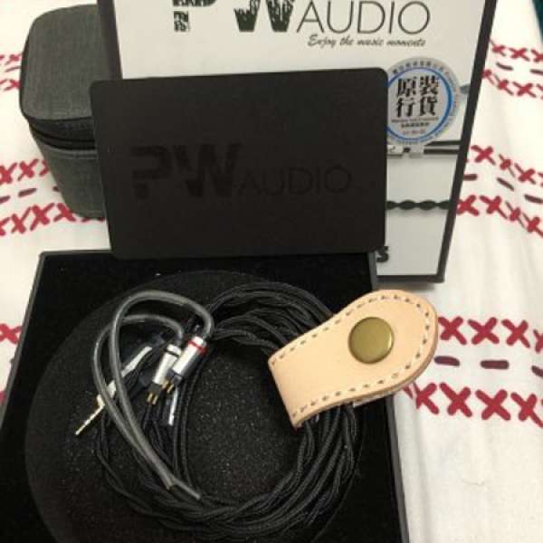 PW audio 1960s 2wires cm頭 2.5mm插 有單有盒有保到2020年5月 售5000