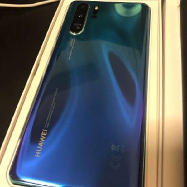行貨 Huawei P30 pro 8GB 256G 極光藍 換 Samsung S10 Plus or OnePlus 7 Pro