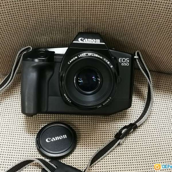 Canon 650 film Camera + Canon EF 50mm f1.8 ii