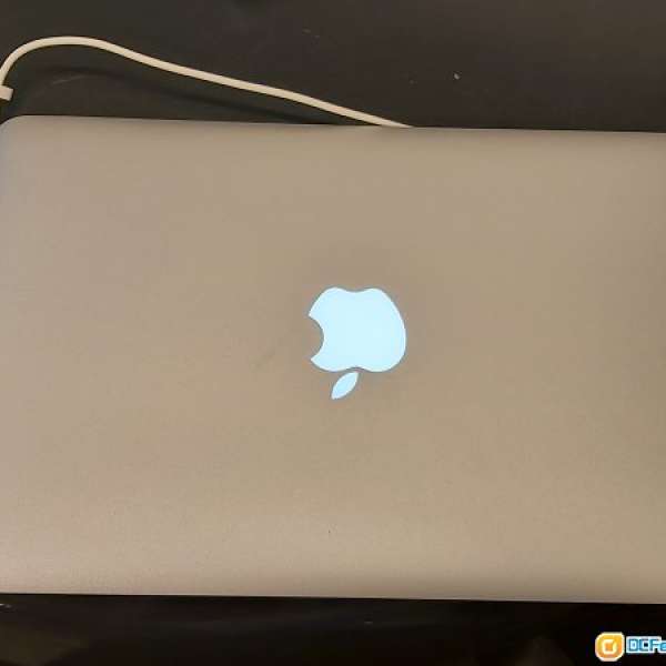 Apple Macbook air 11"