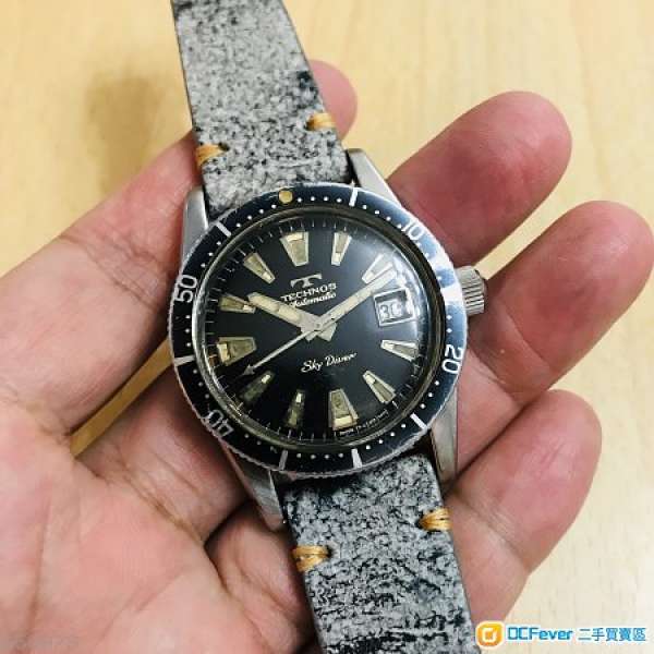 technos sky diver 500m