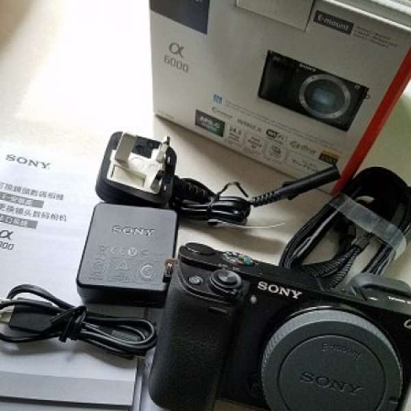Sony A6000 E-mount 相機 備有 APS-C 感測器
