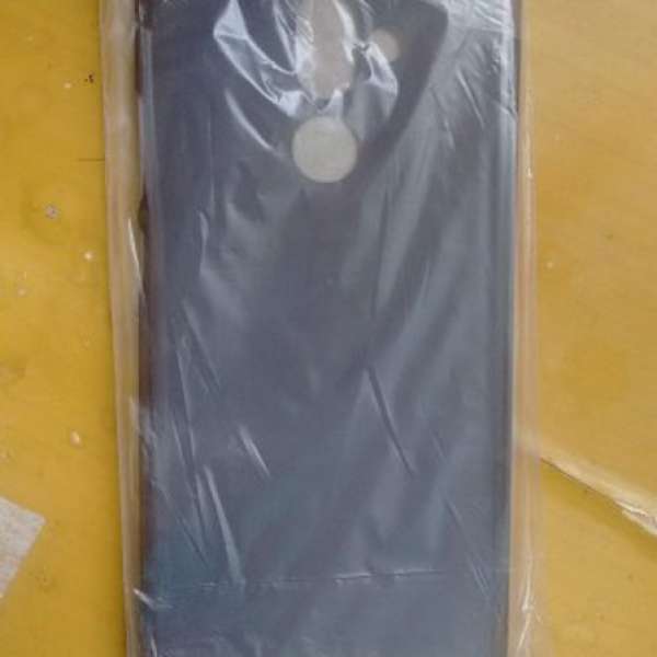 Nokia 7 Plus 透明矽膠磨砂軟套(黑)