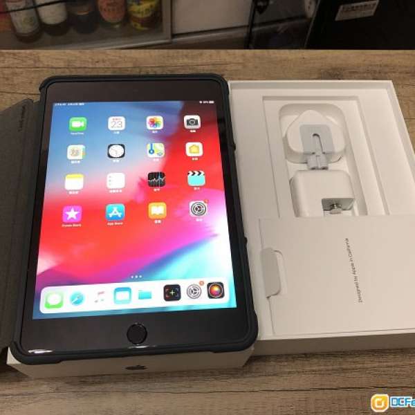 iPad mini 5 WiFi 256gb 太空灰 + Apple care