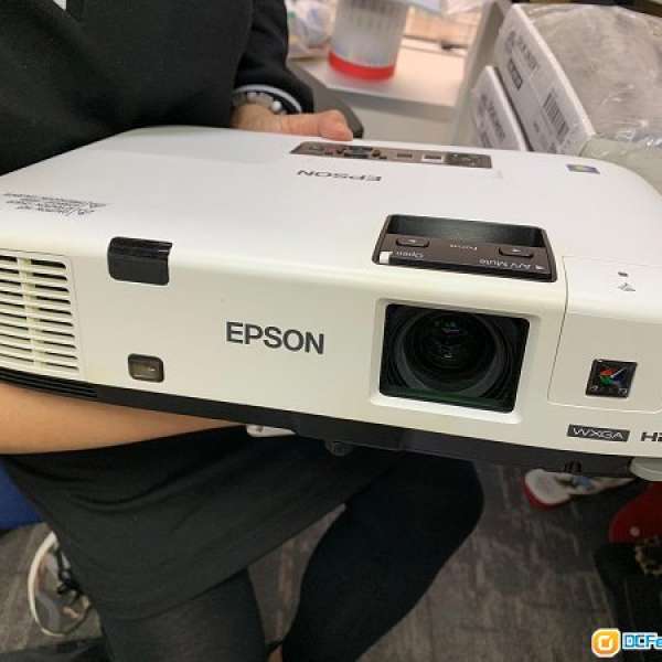 80% New Epson EB-1925W LCD Multimedia Projector 多功能商用投影機