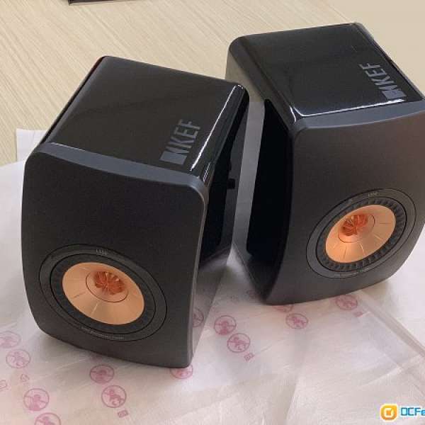 KEF LS50