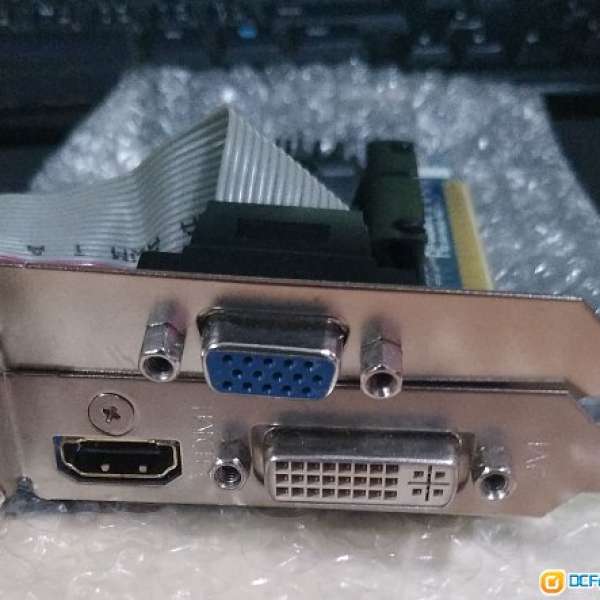 新淨GIGABYTE  GT610 1GB DDR3 [支援Low Profile] 顯示卡 (GV-N610-1GI)