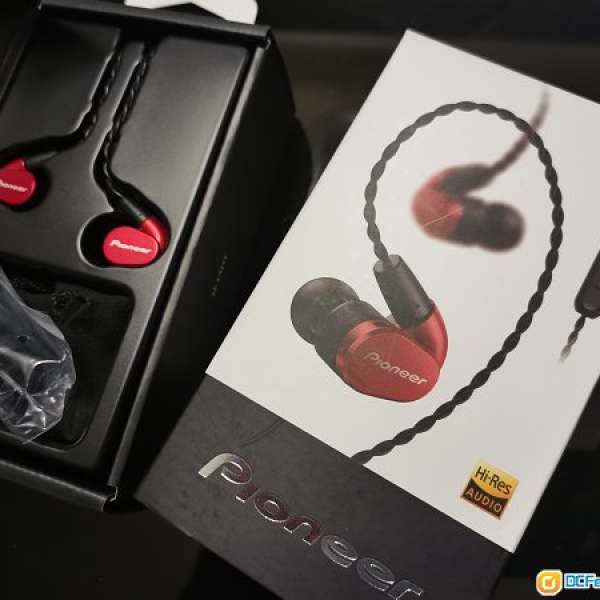 Pioneer SE-CH5T-R earphones 耳筒 99% new (not shure Beats SENNHEISE)