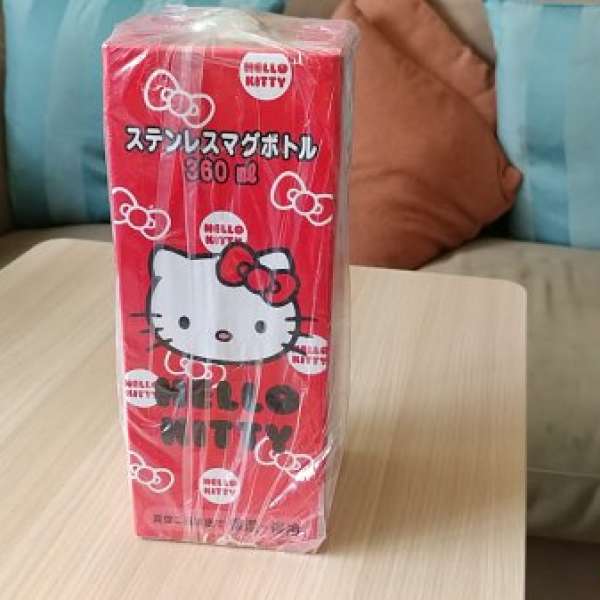 Hello Kitty water bottle 360ML