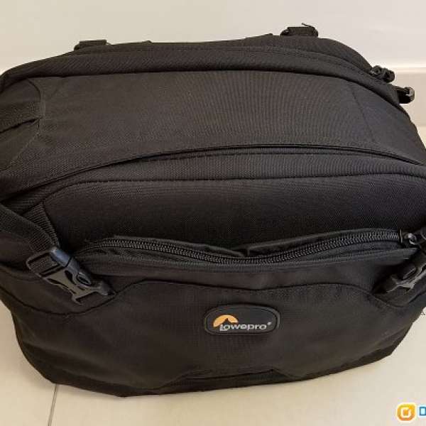 Lowepro Inverse 200AW