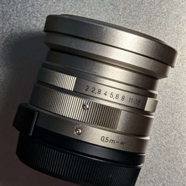 Contax G Planar 45mm f/2 (G45) (跟遮光罩)