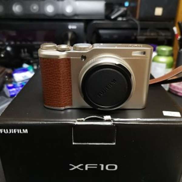 Fujifilm XF10 香檳金