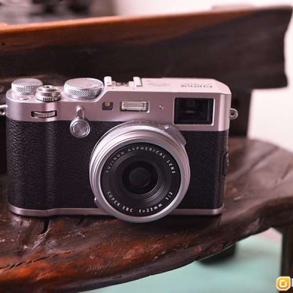 Fujifilm X100F