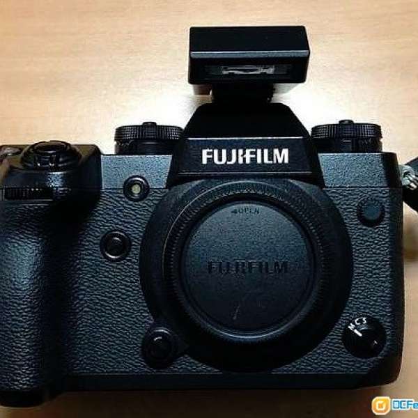Fujifilm X-H1 w/ 直倒