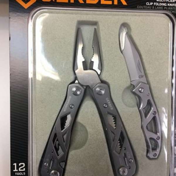 Gerber 6 in High Carbon Stainless Steel Multi-tool w Various Features