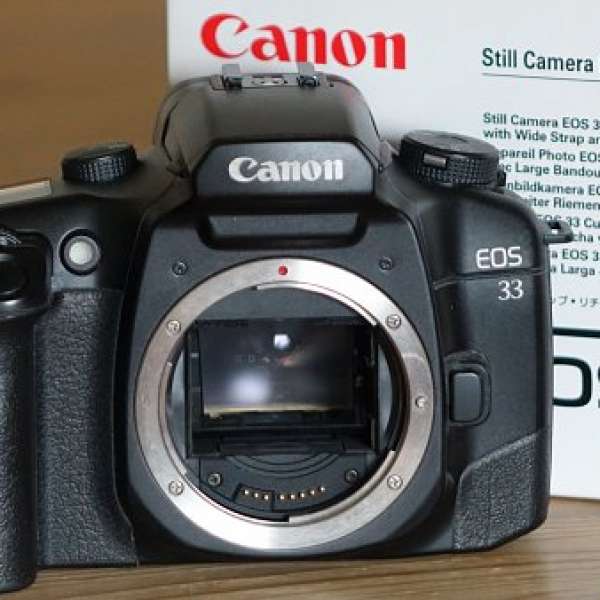 Canon EOS 33 菲林機連20-35 USM鏡頭