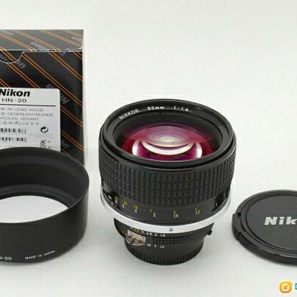 Nikon Ai-s Nikkor 85mm F1.4 罕有酒紅色coating