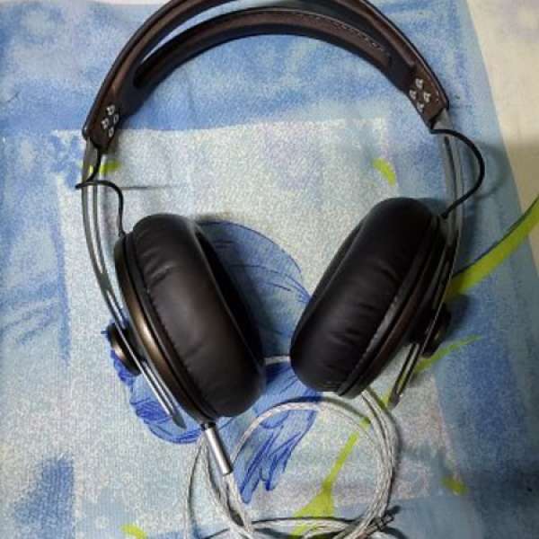 Sennheiser Momentum on Ear Headphone