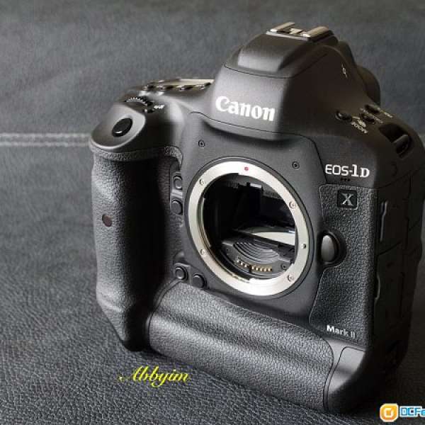 近全新Canon1DX2 mark II 行貨142快門送萬元配件，另售 EF300mm f2.8 IS L II 可換...