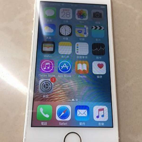 iPhone 5S 32g 金色