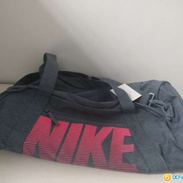 一口價  全新 Nike Gym Duffel 拎包 旅行 斜挎包 手提包 灰色