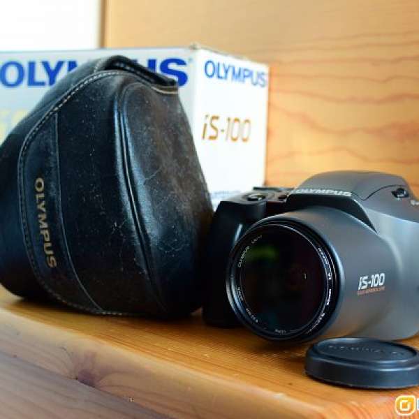 OLYMPUS IS100 with box, near Mint