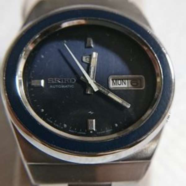 罕有古董 Seiko 5 精工 Oval case藍面星期日曆自動機械男裝錶 (7009-4040)