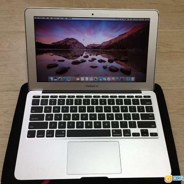 自用超抵一MacBook Air -（11-inch，Mid 2011）-i5－2GB－128GB