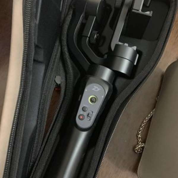 Zhiyun 志雲 Smooth Q 三軸穩定器